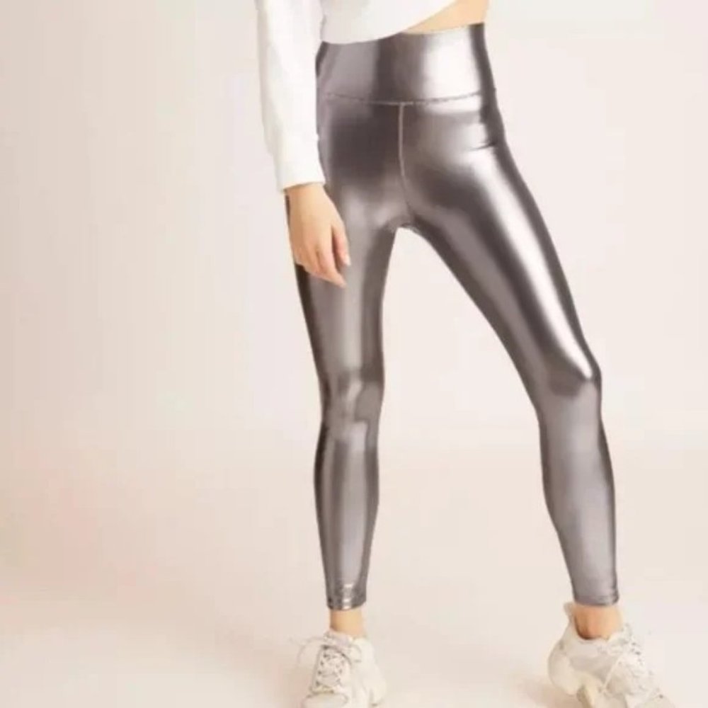 NWOT Knix x Birds Papaya Cropped Leggings in Silver Titanium Size XXL